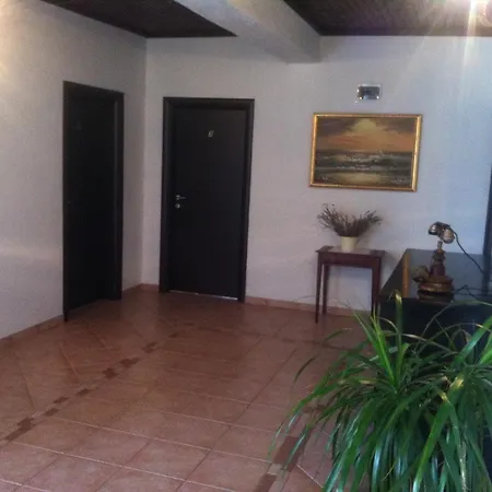 בית הארחה Apartment-rooms Preka Palit