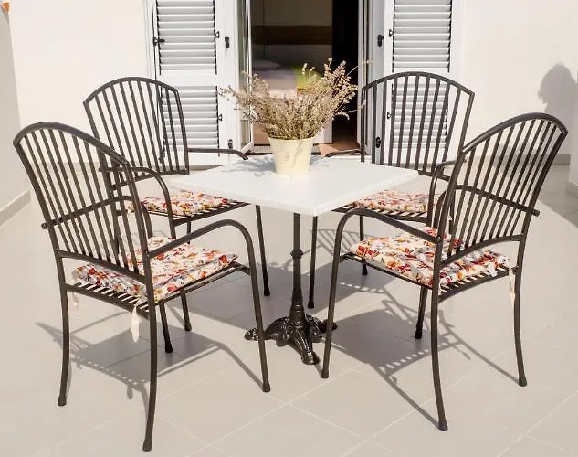 Apartment-rooms Preka בית הארחה