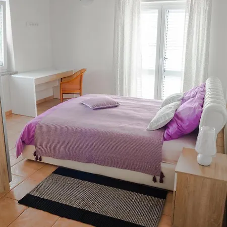 Apartment-rooms Preka Pensionat 4*