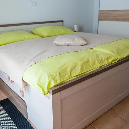 Apartment-rooms Preka Pensionat 4*