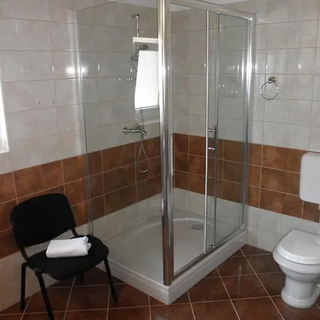 Apartment-rooms Preka Pensionat