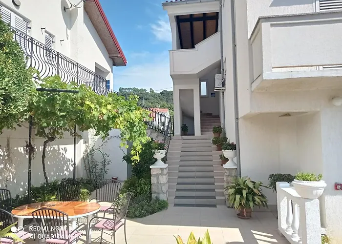 ゲストハウス Apartment-rooms Preka 4*