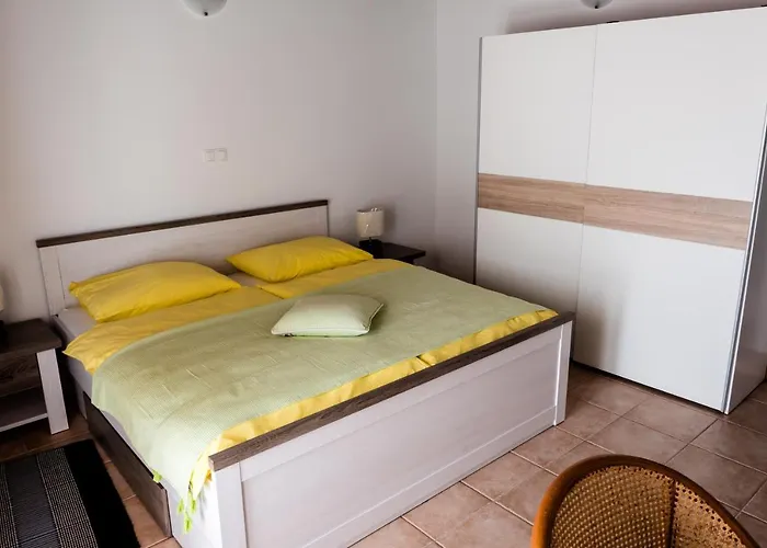 ゲストハウス Apartment-rooms Preka 4*