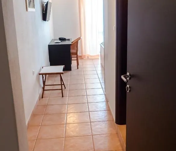 Apartment-rooms Preka ゲストハウス 4*